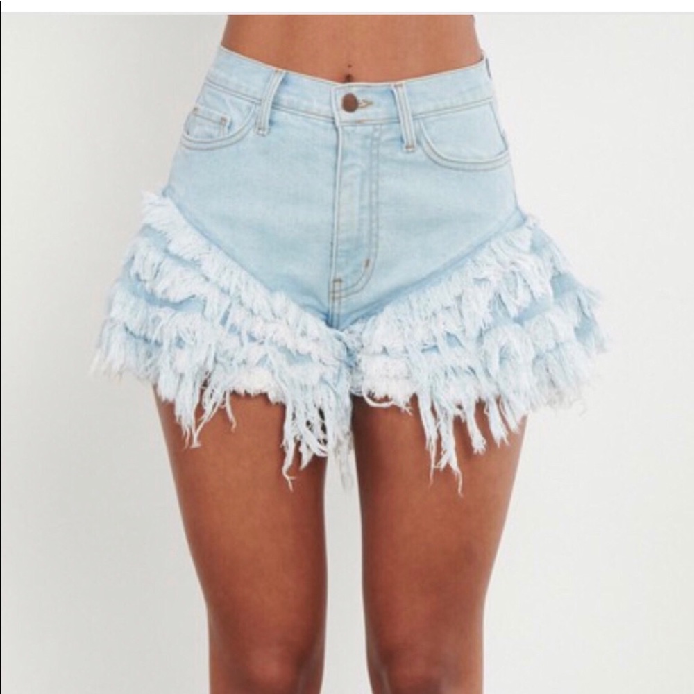 Ruffle shorts